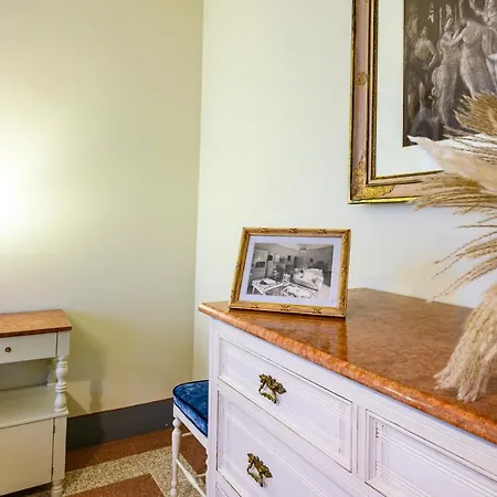Foresteria Puccini Casa Per Ferie-holiday Bed & Breakfast Torre del Lago Puccini