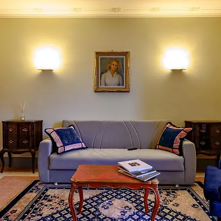 Foresteria Puccini Casa Per Ferie-holiday